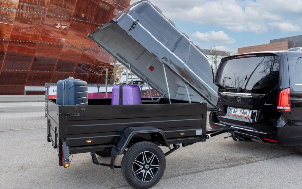 Autobusu noma Mercedes Benz V class