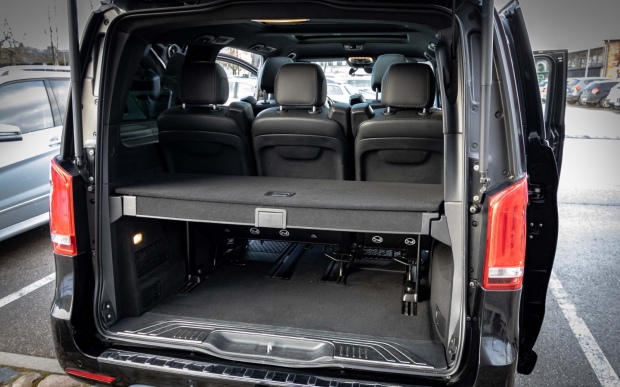 Autobusu noma Mercedes Benz V class