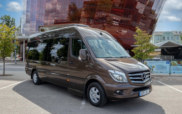 Autobusu noma MB SPRINTER LUX