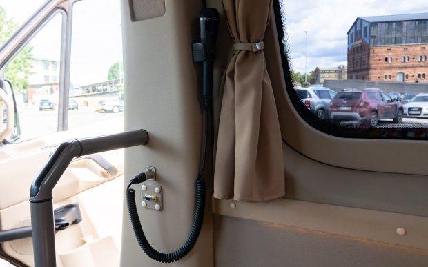 Autobusu noma MB SPRINTER LUX