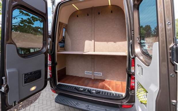 Autobusu noma MB SPRINTER LUX