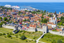 Simts dievnamu sala – Gotlande un viduslaiku pērle – Visbija!