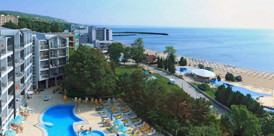 LUNA 4* (Bulgārija)